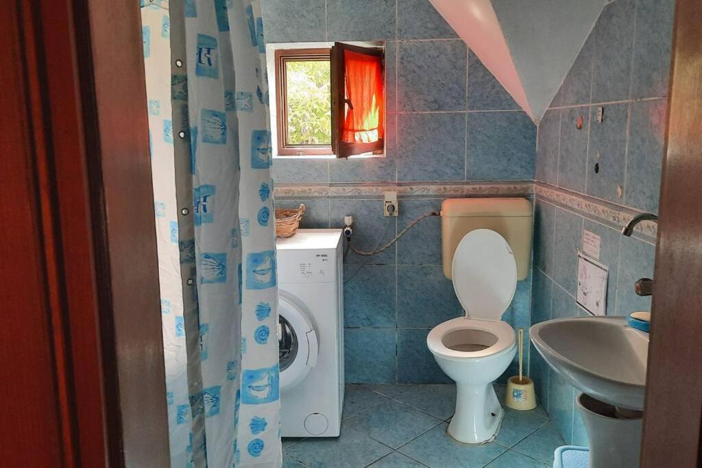 Stan Za Iznajmuvanje So Parking,Blisku Do Centar. Kumanovo Ngoại thất bức ảnh